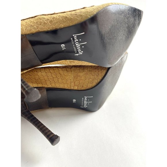 Women’s Lui Chiny Mustard Colored pointed pump heels - Picture 9 of 9